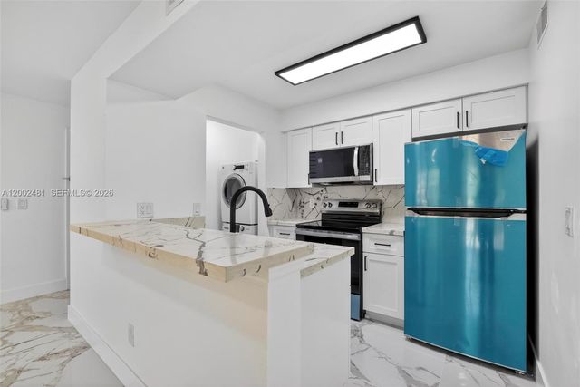 1227 SW 46th Ave 314, Pompano Beach, FL 33069