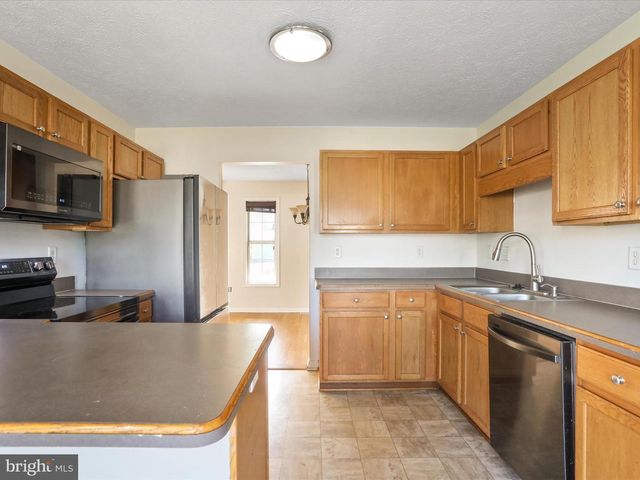 80 TORONADO DR, Martinsburg, WV 25403