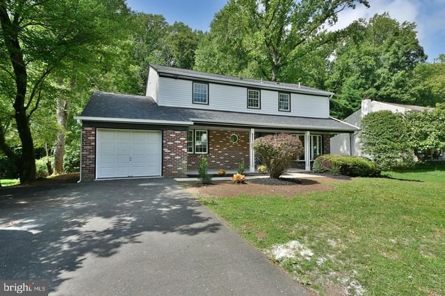 3225 BURN BRAE DR, Dresher, PA 19025
