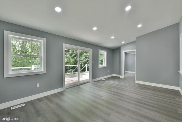 3225 BURN BRAE DR, Dresher, PA 19025
