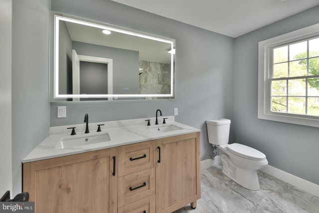 3225 BURN BRAE DR, Dresher, PA 19025