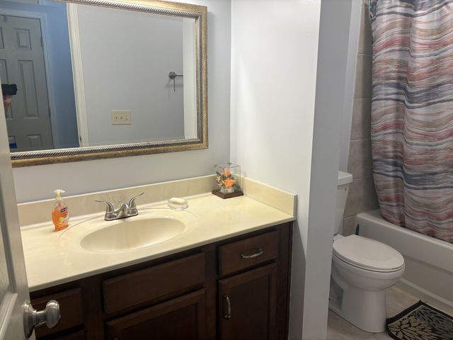 1353 Highway 12 S Unit 102, Ashland City, TN 37015