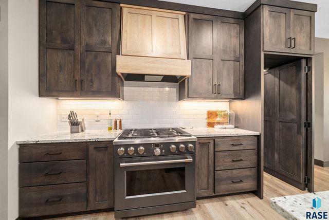 5505 E Canter Ridge Cir Circle, Sioux Falls, SD 57110