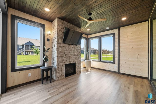 5505 E Canter Ridge Cir Circle, Sioux Falls, SD 57110