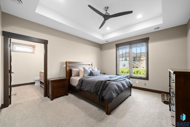 5505 E Canter Ridge Cir Circle, Sioux Falls, SD 57110