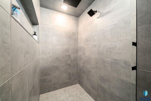 5505 E Canter Ridge Cir Circle, Sioux Falls, SD 57110