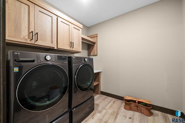 5505 E Canter Ridge Cir Circle, Sioux Falls, SD 57110