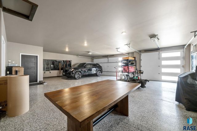 5505 E Canter Ridge Cir Circle, Sioux Falls, SD 57110