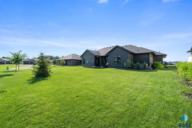 5505 E Canter Ridge Cir Circle, Sioux Falls, SD 57110