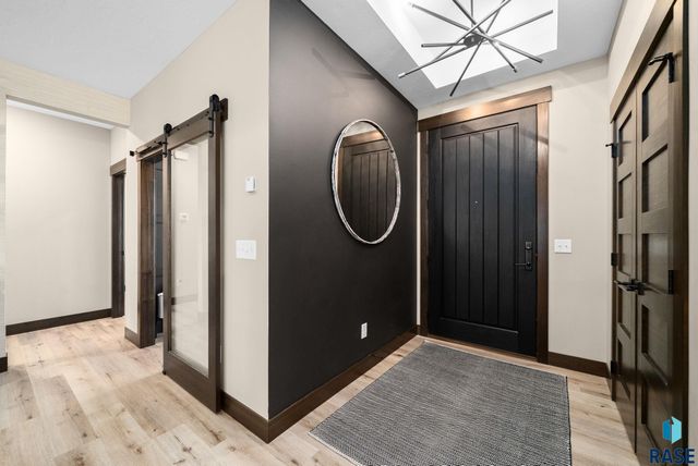 5505 E Canter Ridge Cir Circle, Sioux Falls, SD 57110