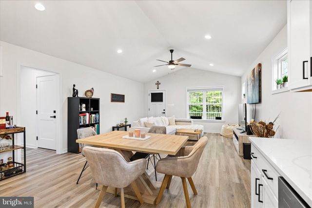 1274 HOLLY VISTA DR, Colonial Beach, VA 22443