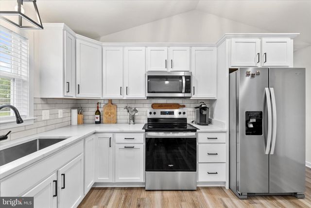 1274 HOLLY VISTA DR, Colonial Beach, VA 22443