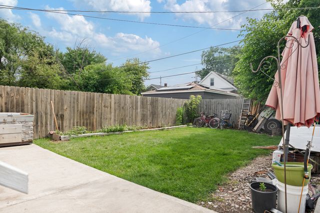 1329 S 12th Avenue, Maywood, IL 60153