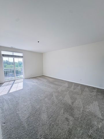 625 Deerfield Road 408, Deerfield, IL 60015