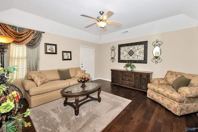 417 Shady Lane, Hazel Green, AL 35750