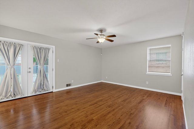 2522 Pinebluff Drive, Dallas, TX 75228