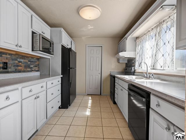 2540 W 31st St, Pueblo, CO 81008