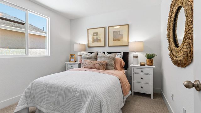 4332 Frontier Way, Modesto, CA 95356