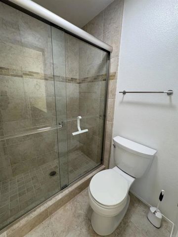 17463 Plaza Dolores, San Diego, CA 92128