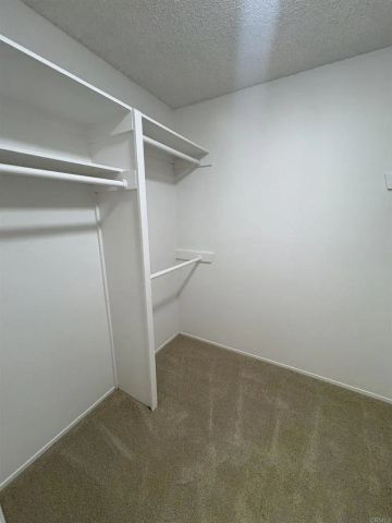 17463 Plaza Dolores, San Diego, CA 92128