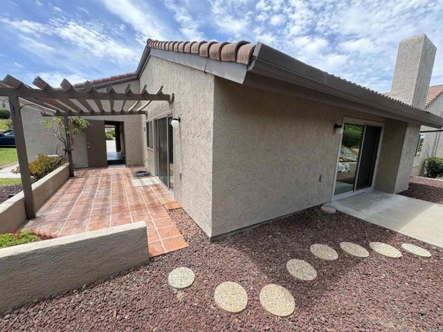 17463 Plaza Dolores, San Diego, CA 92128