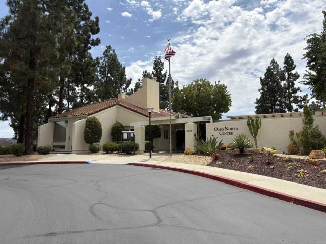 17463 Plaza Dolores, San Diego, CA 92128