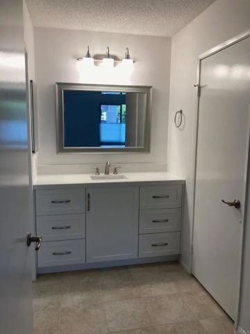 17463 Plaza Dolores, San Diego, CA 92128