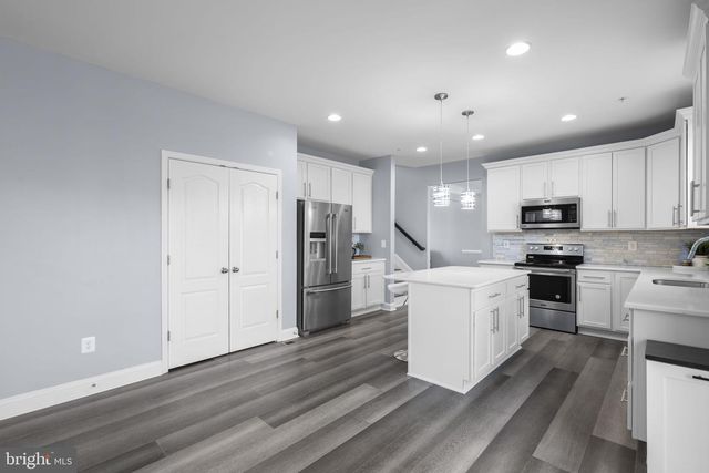 19723 ZION RD, Brookeville, MD 20833