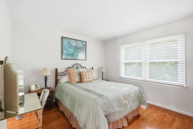 202 Rosemont Dr, North Andover, MA 01845