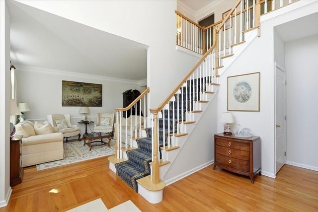 202 Rosemont Dr, North Andover, MA 01845