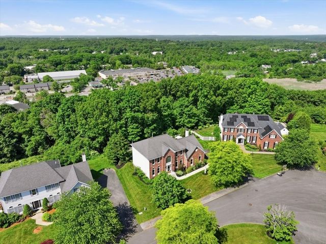 202 Rosemont Dr, North Andover, MA 01845