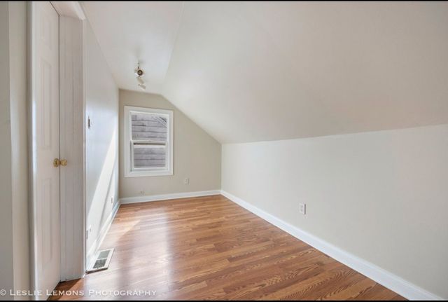 626 Manchester Avenue, Westchester, IL 60154