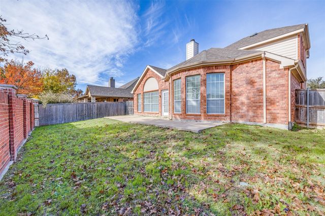 2771 Waterway Drive, Grand Prairie, TX 75054