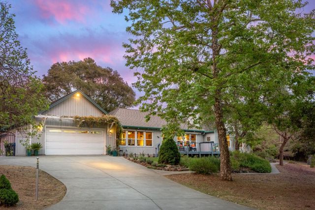 2111 Cox Road, Aptos, CA 95003