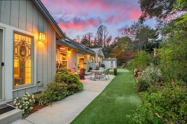 2111 Cox Road, Aptos, CA 95003