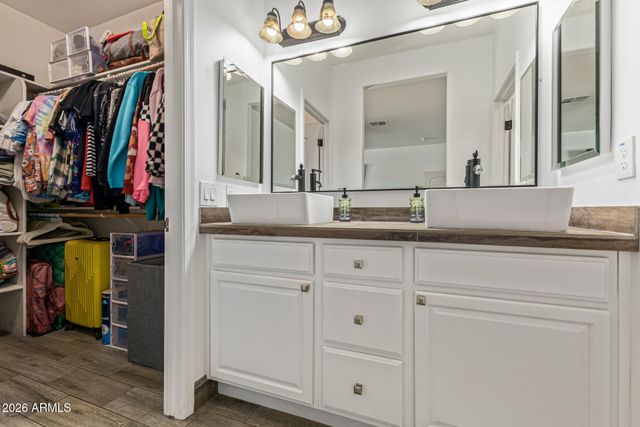 19822 W COLTER Street, Litchfield Park, AZ 85340