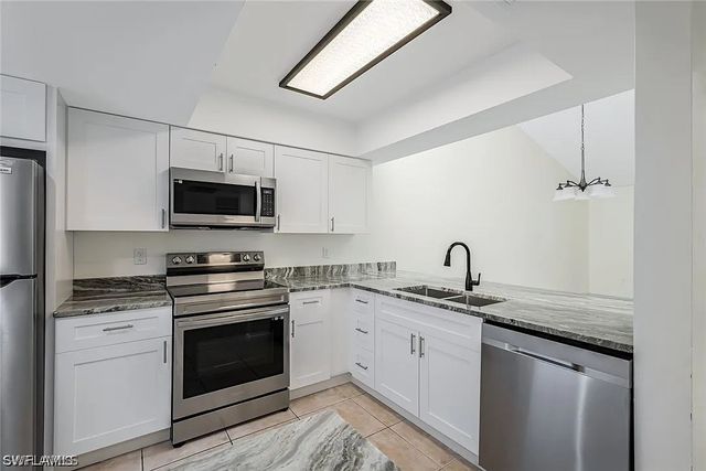 3739 SW 9th AVE 113, Cape Coral, FL 33914