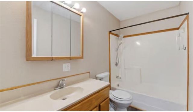 311 E Hatten Street, Drexel, MO 64742