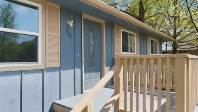 311 E Hatten Street, Drexel, MO 64742