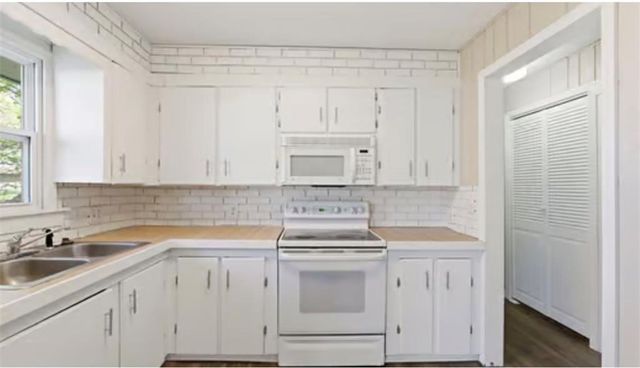 311 E Hatten Street, Drexel, MO 64742