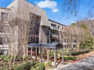 1214 Highland Bluff Dr. SE SE Drive 214, Atlanta, GA 30339