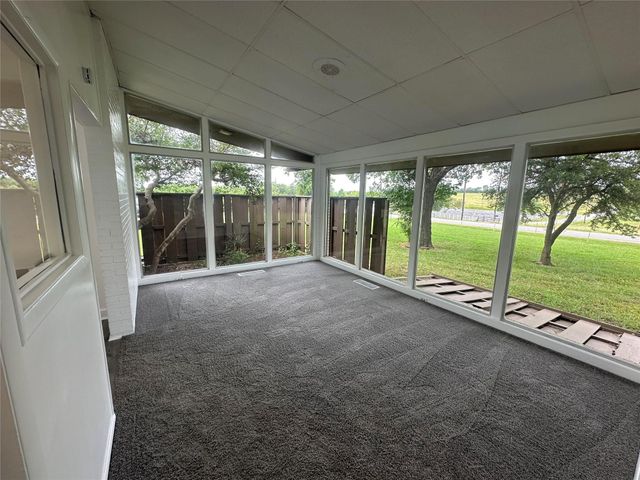 4723 N Loy Lake Road, Sherman, TX 75092