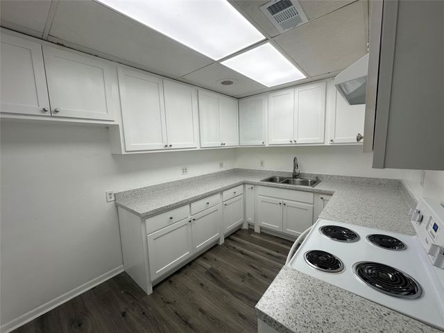 4723 N Loy Lake Road, Sherman, TX 75092