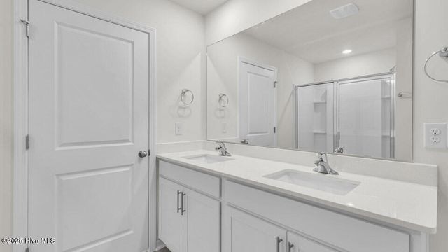 1001 Misty Creek Drive, Aberdeen, NC 28315