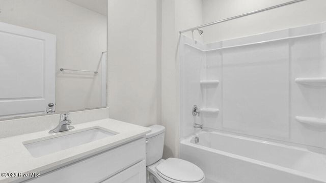 1001 Misty Creek Drive, Aberdeen, NC 28315