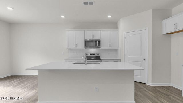 1001 Misty Creek Drive, Aberdeen, NC 28315