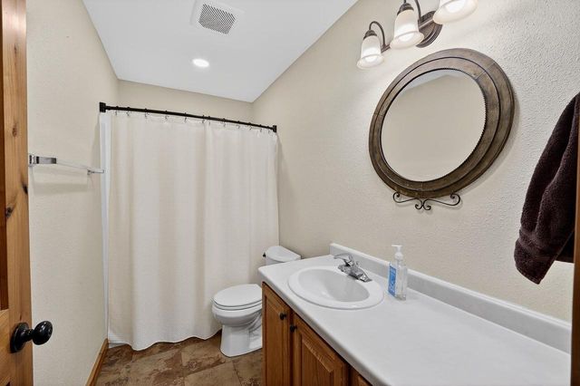 126 Albert Circle, Belleville, WI 53508