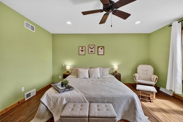 126 Albert Circle, Belleville, WI 53508