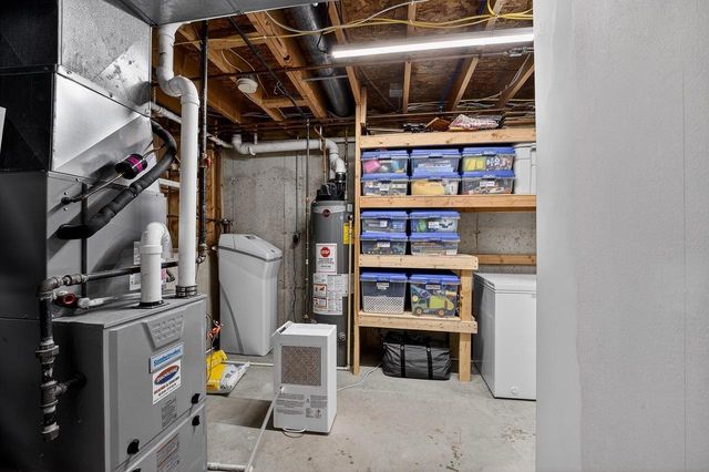 126 Albert Circle, Belleville, WI 53508