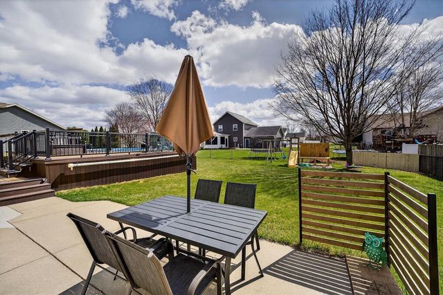 126 Albert Circle, Belleville, WI 53508